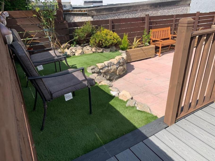 Mikes At Menai - Stylish & Spacious 3 Bed House In Menai Bridge. المظهر الخارجي الصورة