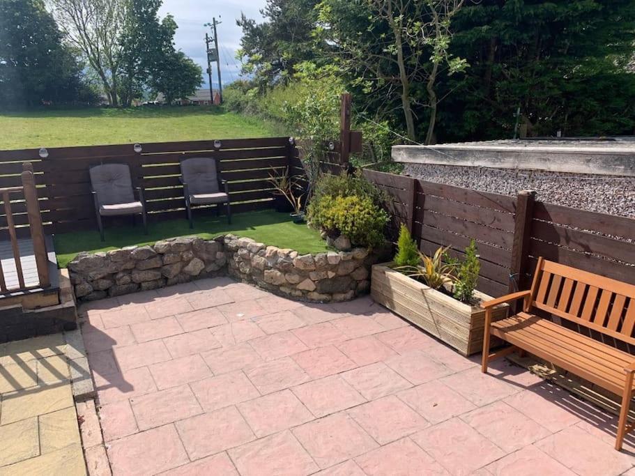 Mikes At Menai - Stylish & Spacious 3 Bed House In Menai Bridge. المظهر الخارجي الصورة
